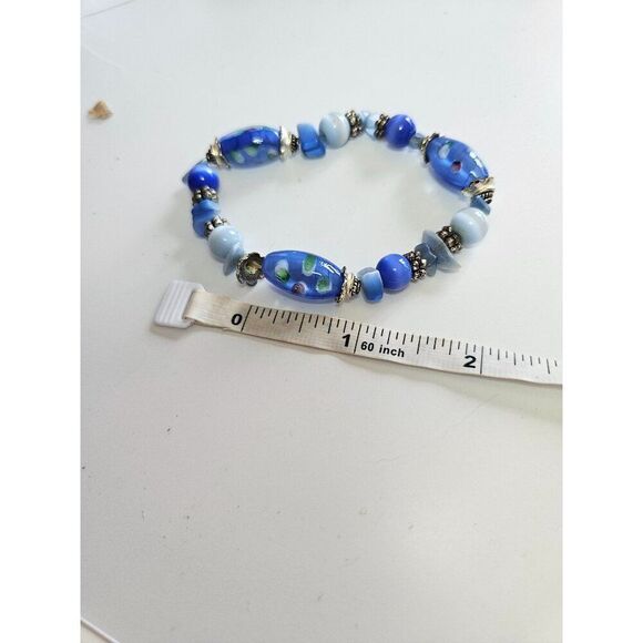 Blue glass beaded bracelet - Picture 6 of 7